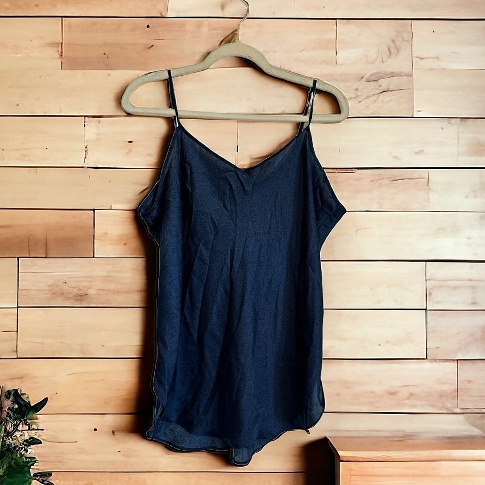 GAP navy satin camisole / cami women’s large